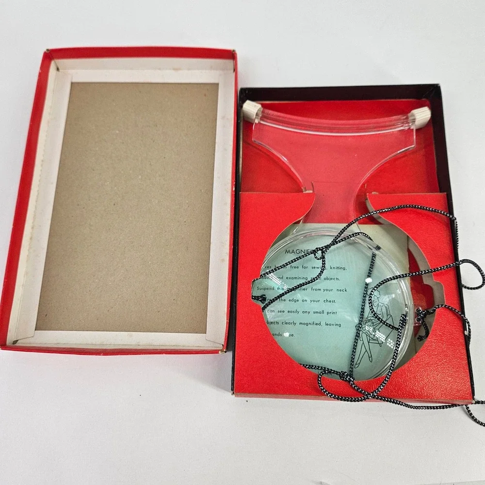 Vintage Neck Magnifier Hands Free Reading Sewing Crafting Tool Aid w Box Japan